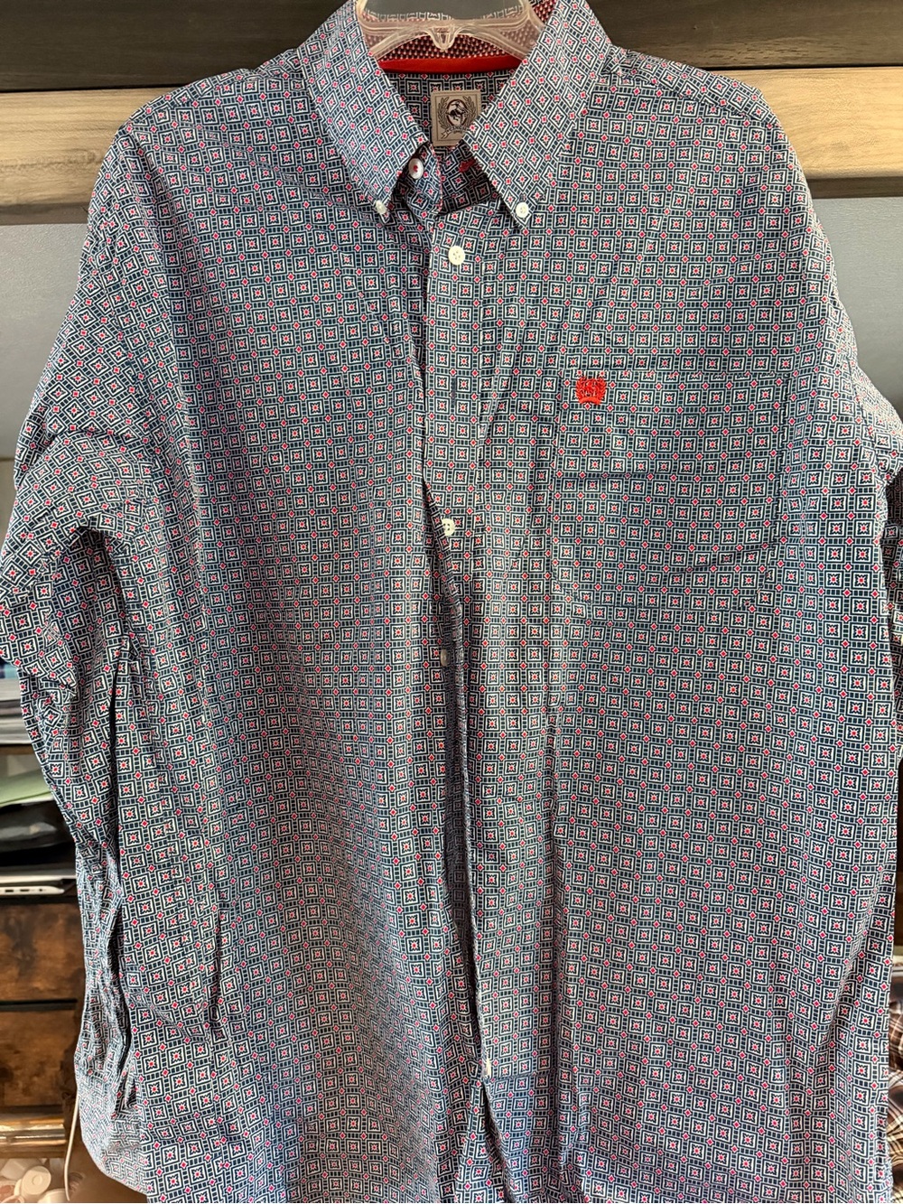 Cinch Men's Button-Down LS Shirt in Blue, Red, White Geo Print
